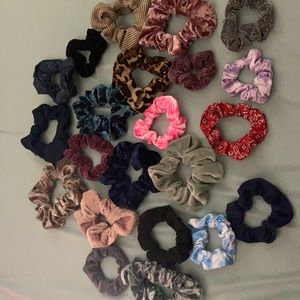 22 Cute hair scrunchies a variety of colors
